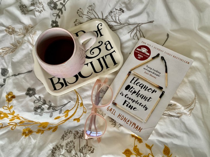 LIZZIE READS…ELEANOR OLIPHANT IS COMPLETELY&nbsp;FINE