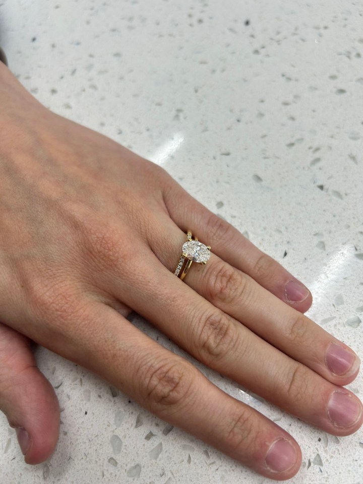 Lily Arkwright Lulu oval ring and band